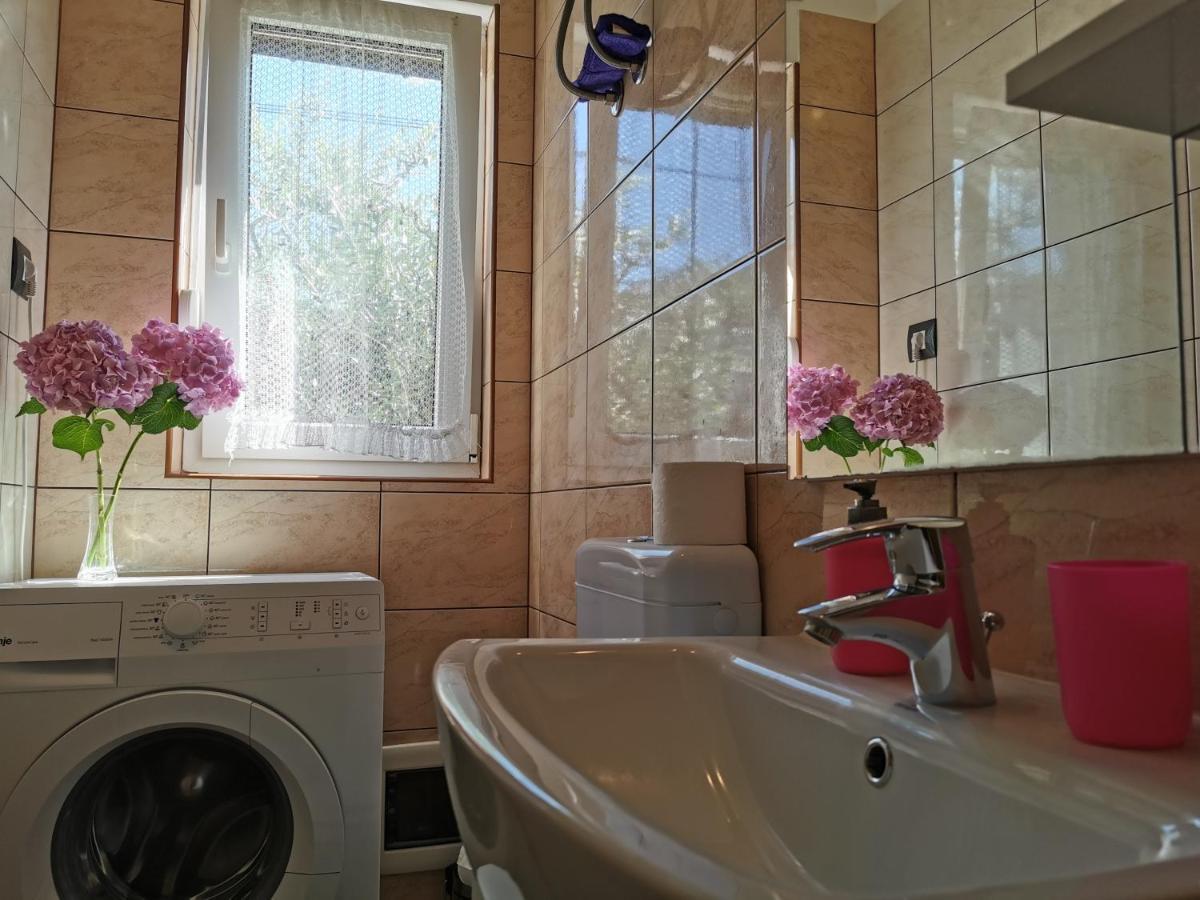 App & Room Le Palme Umag Bagian luar foto