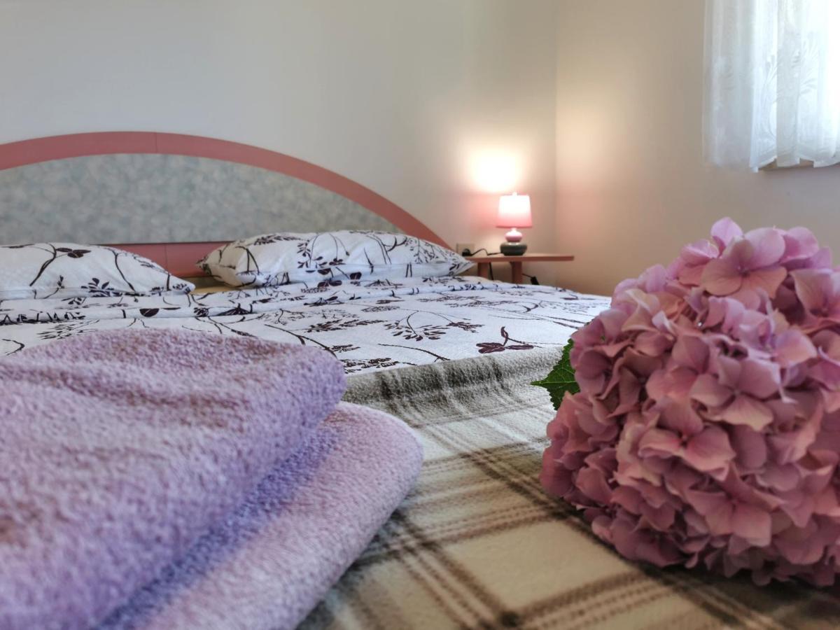App & Room Le Palme Umag Bagian luar foto